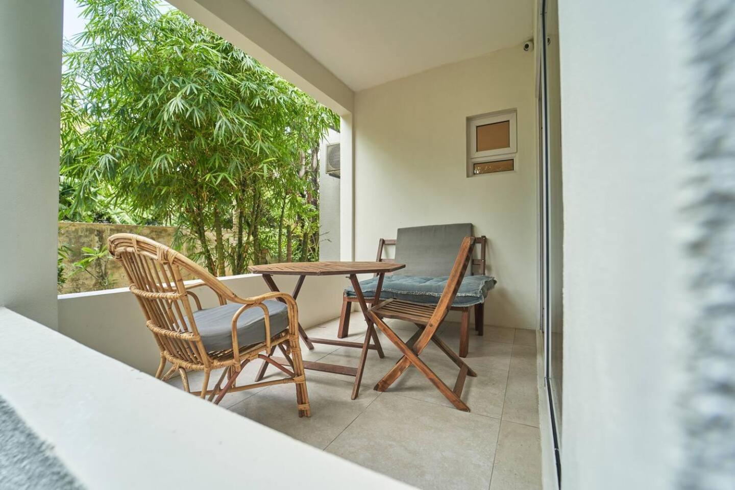 Loukaz -Entire Rental Units W Panoramic Rooftop Coteau Raffin 외부 사진