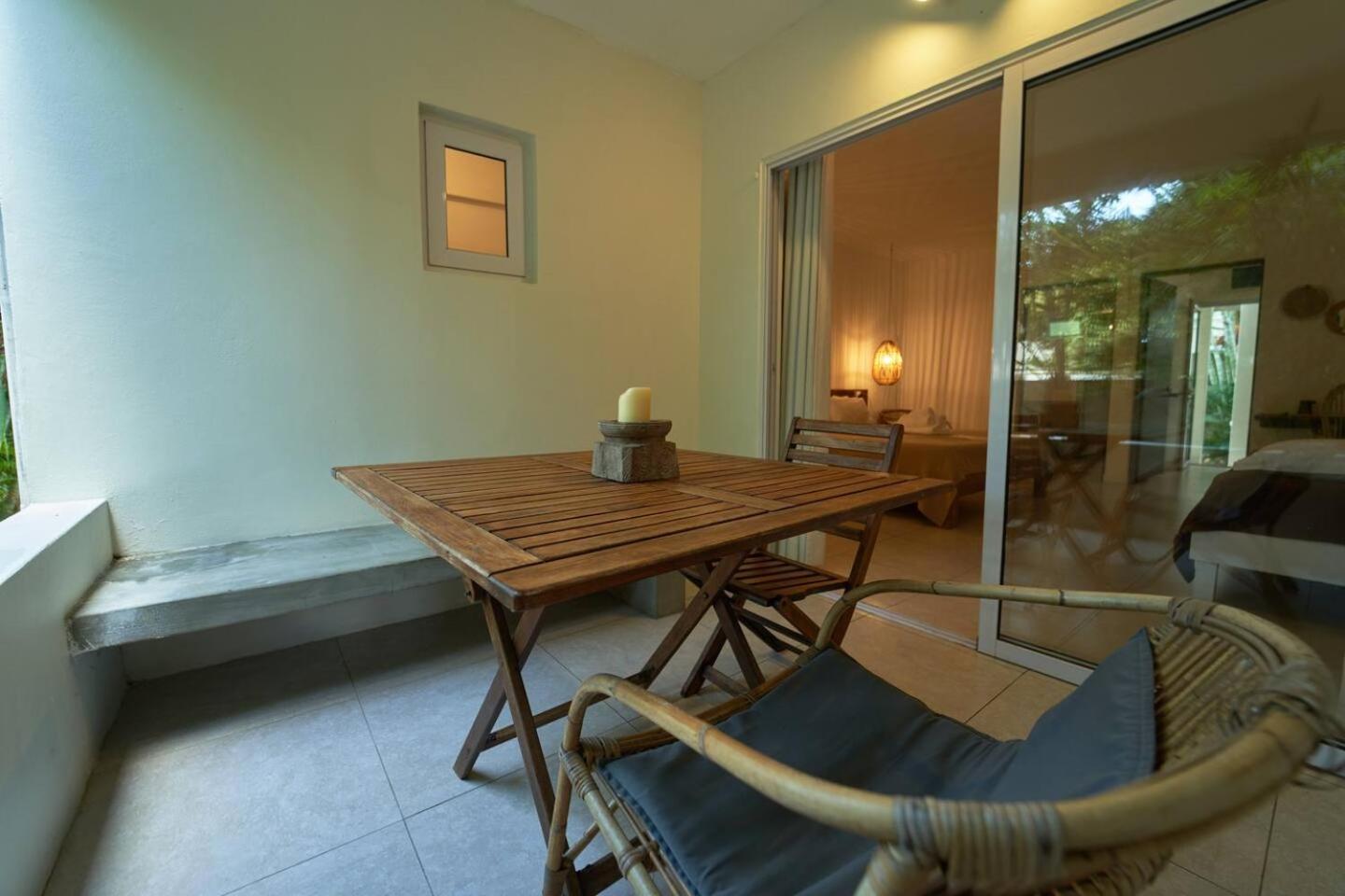 Loukaz -Entire Rental Units W Panoramic Rooftop Coteau Raffin 외부 사진