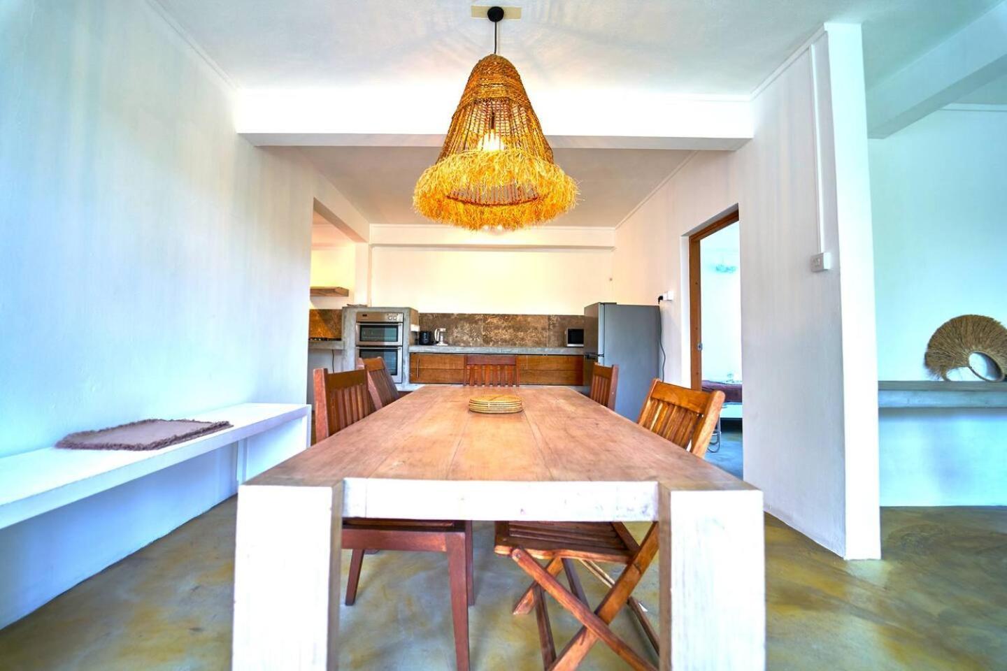 Loukaz -Entire Rental Units W Panoramic Rooftop Coteau Raffin 외부 사진